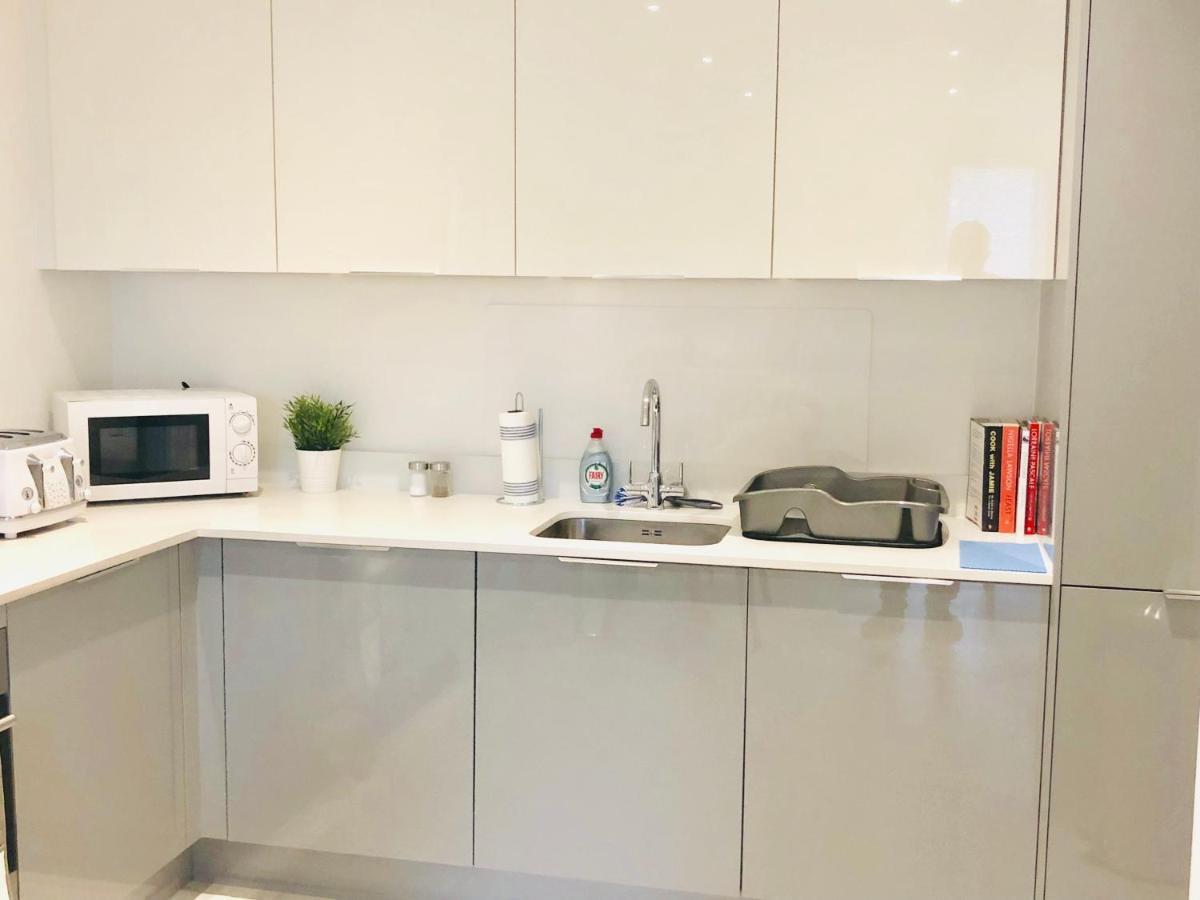 Snapos Luxury Serviced Apartment - Meridian House Bedford Exteriör bild