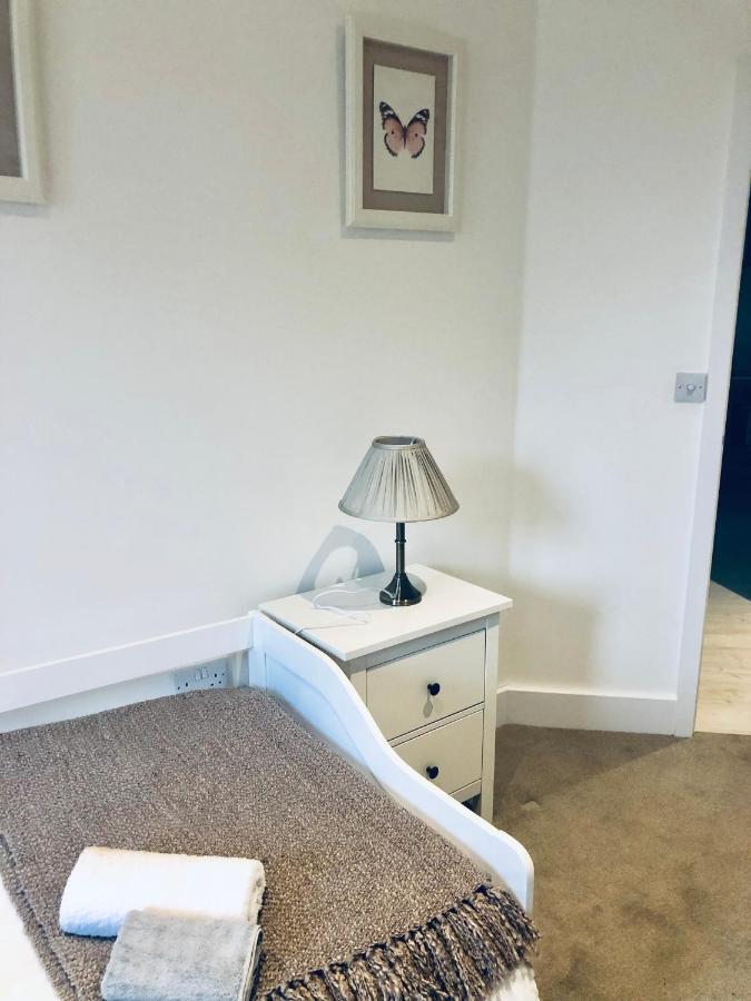 Snapos Luxury Serviced Apartment - Meridian House Bedford Exteriör bild