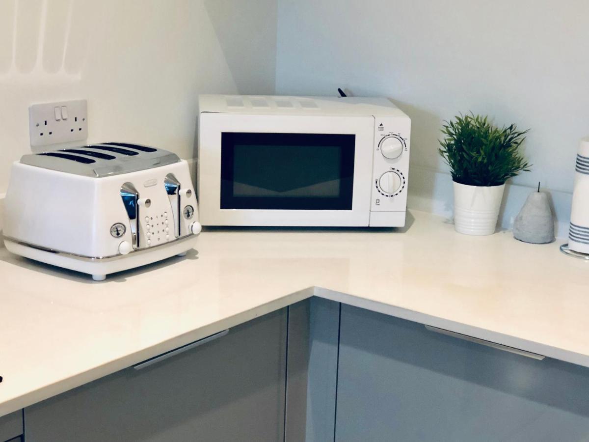 Snapos Luxury Serviced Apartment - Meridian House Bedford Exteriör bild